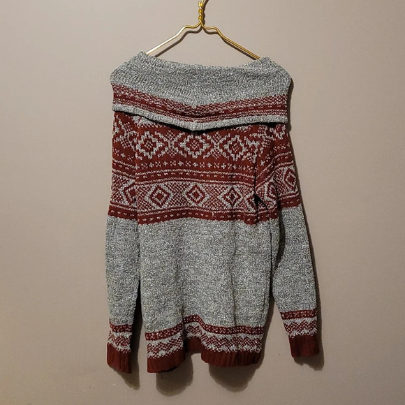 E5-NATURAL REFLECTIONS: SIZE MEDIUM RED AND GRAY WOMENS SWEATER WITH SPARKLE - Picture 4 of 4